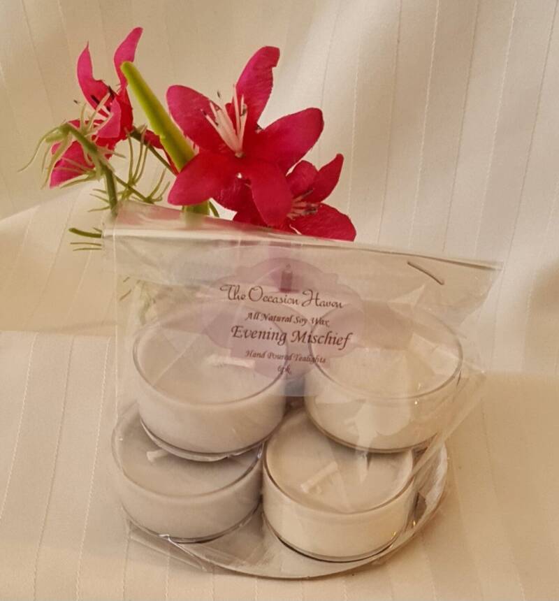 Tealight Candles & Tealight Holders